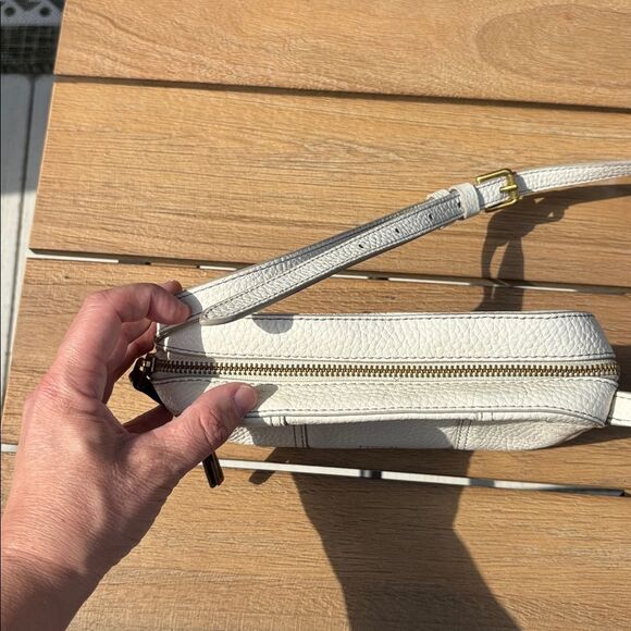 Fossil Gemma Crossbody Camera leather Cream white ivory Crossbody Bag EUC classy - Picture 8 of 11